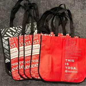 Lululemon large shopping bags. 6 total. No rips or tears.